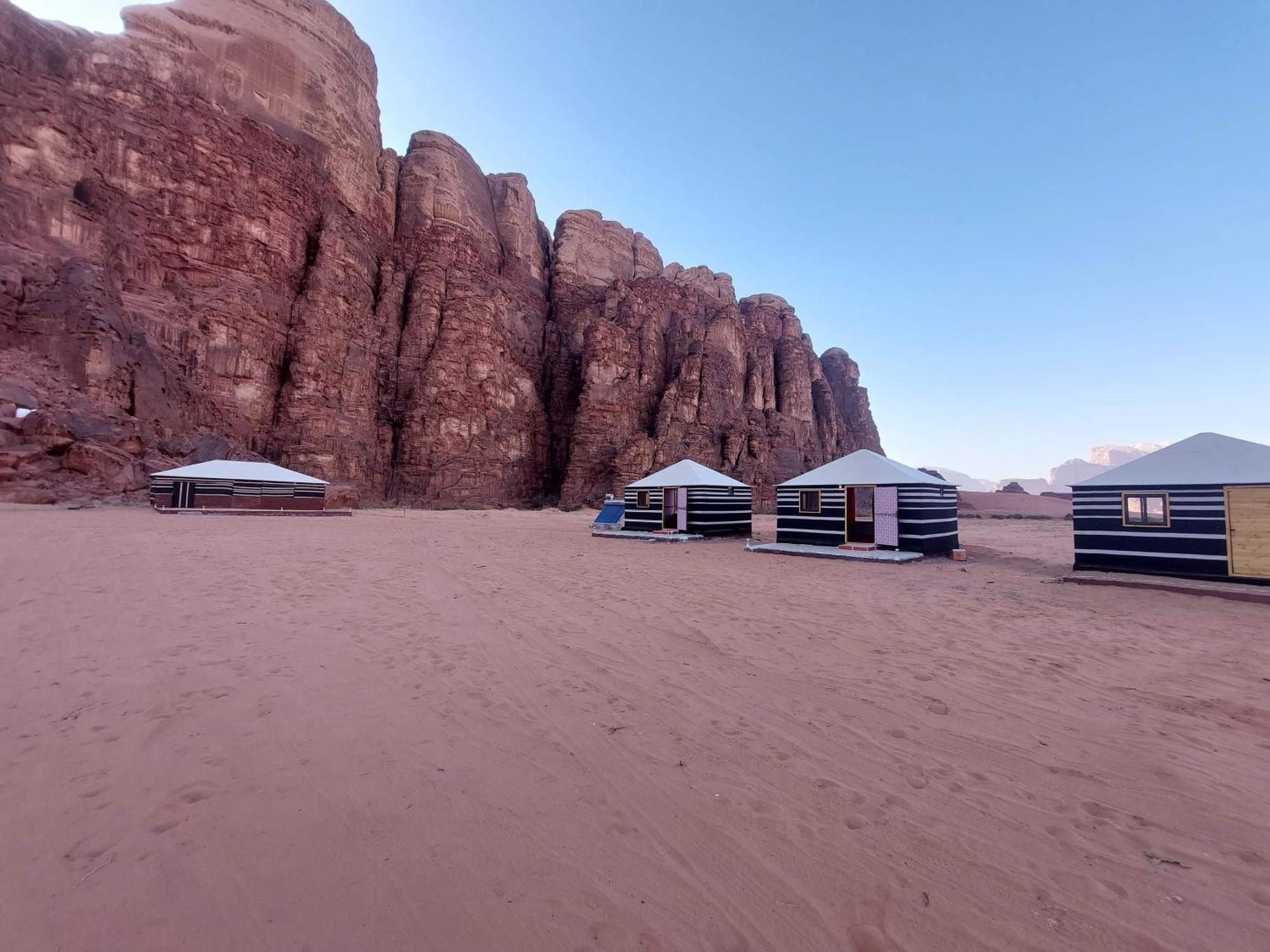 Safari Wadi Rum , Camp&tour Esterno foto